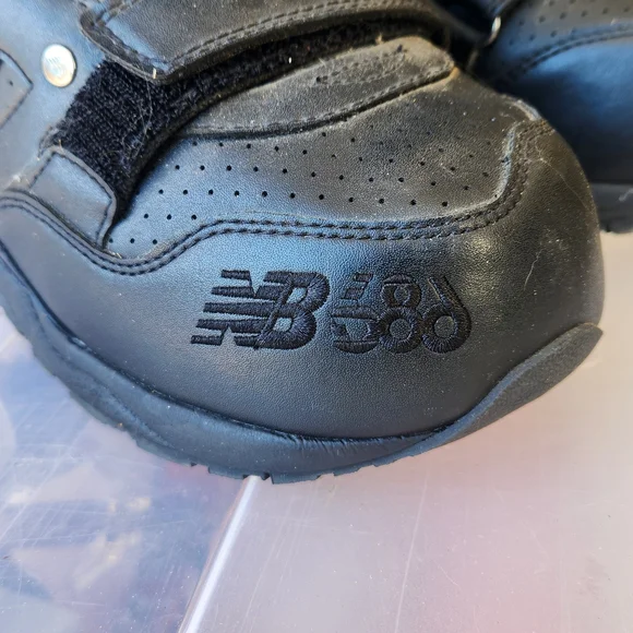 New Balance Black Snow Boots Men’s Rain & Snow - Picture 4 of 5